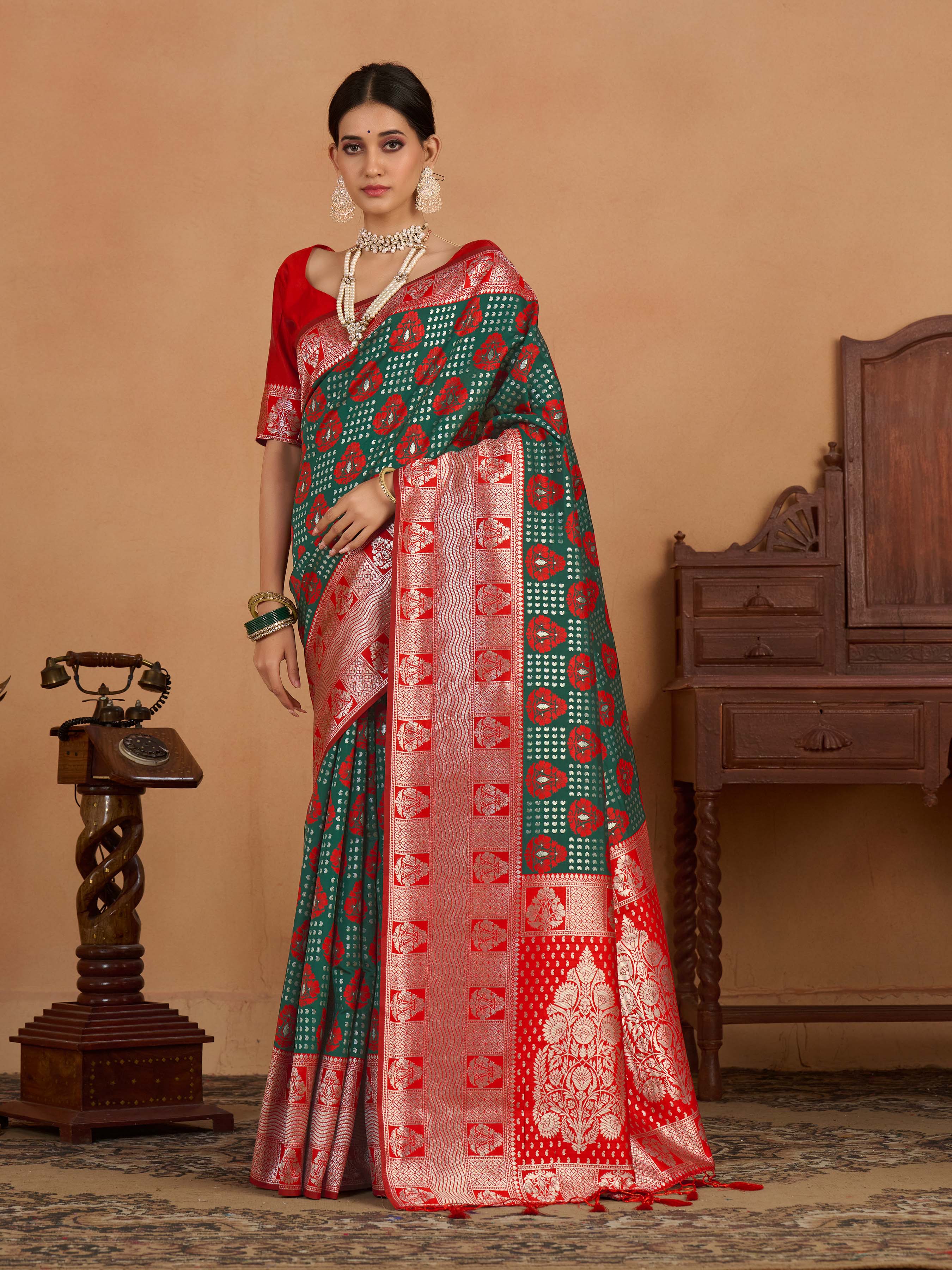 Shop Online Designer Traditional Pink Kanjivaram Art Silk Printed Saree –  Lady India