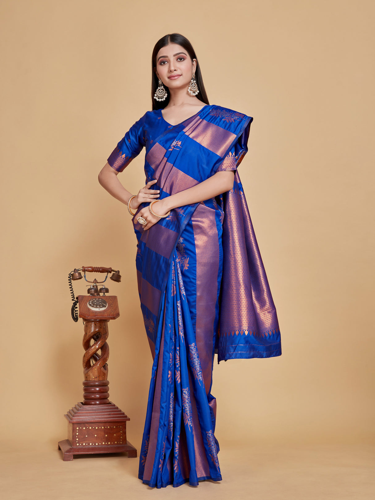 Mimosa Women's Woven Design Kanjivaram Style Art Silk Saree With Blouse Piece : SA00001383RBFREE