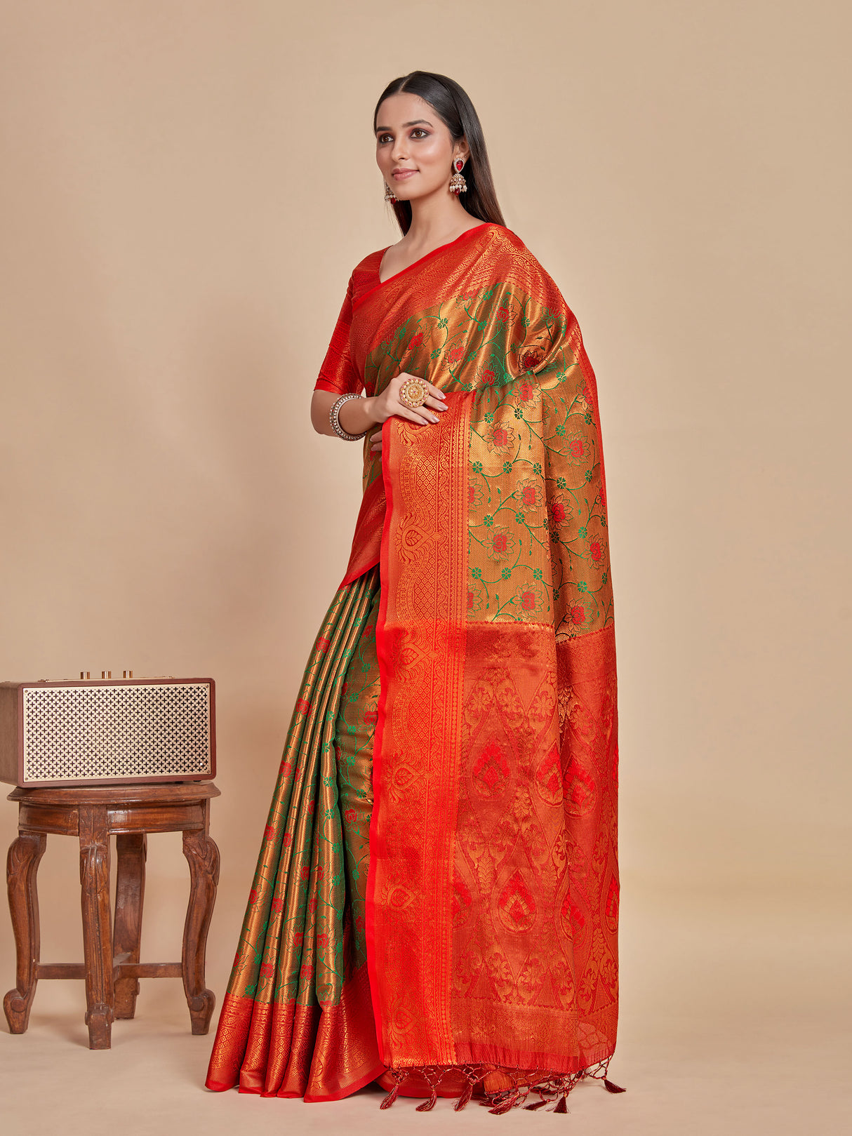 Mimosa Women's Woven Design Kanjivaram Style Art Silk Saree With Blouse Piece : SA00001286BGFREE