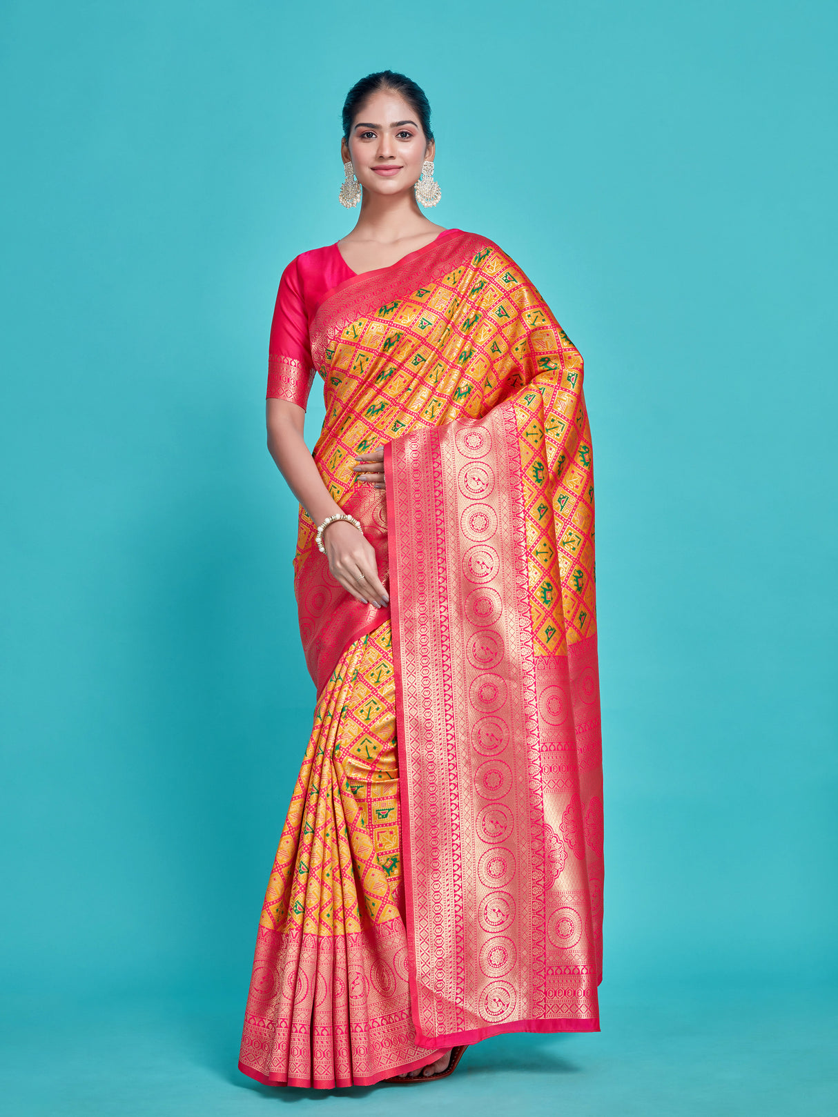 Mimosa Women's Woven Design Patola Style Art Silk Saree With Blouse Piece : SA00001345GDFREE