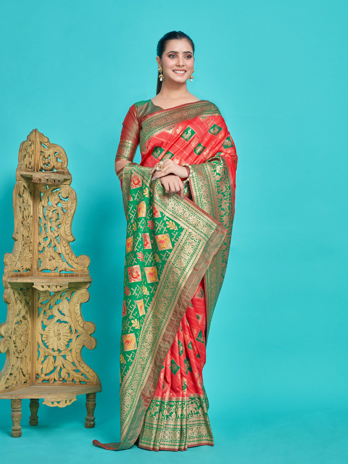 Mimosa Women's Woven Design Kanjivaram Style Art Silk Saree With Blouse Piece : SA00001380GJFREE