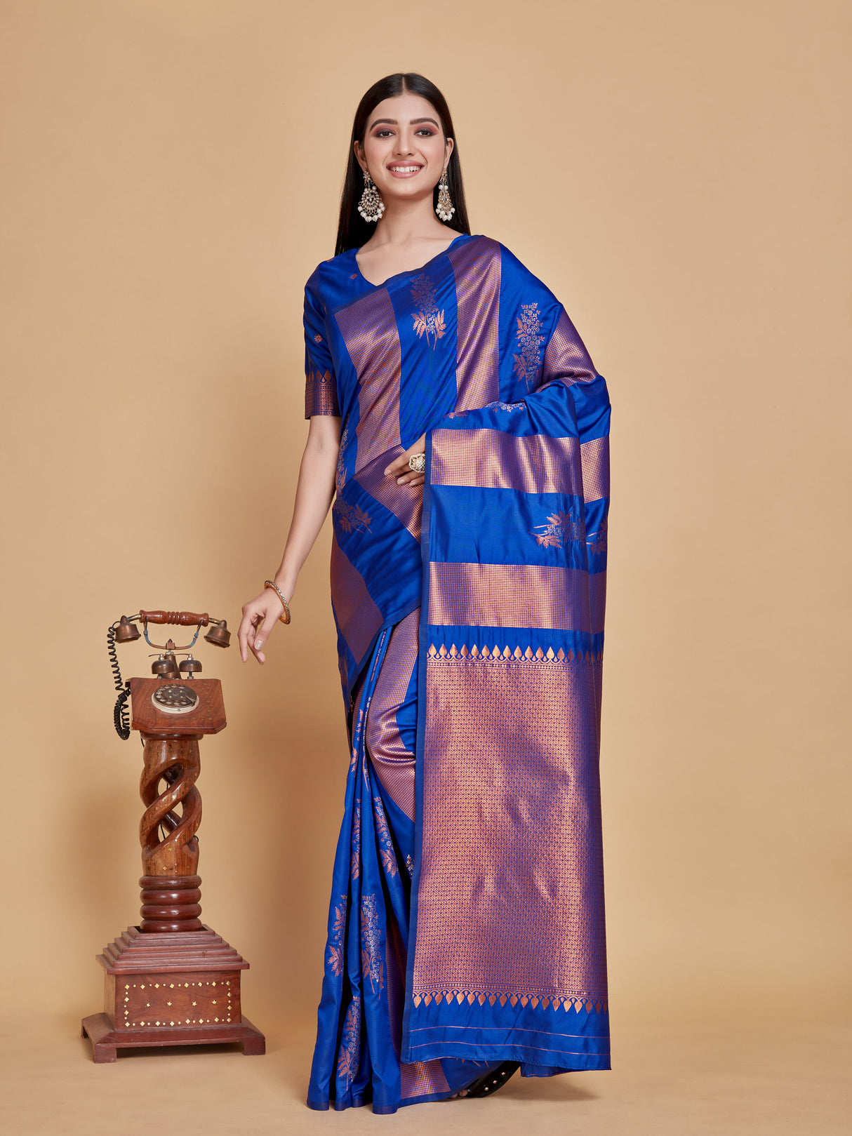 Mimosa Women's Woven Design Kanjivaram Style Art Silk Saree With Blouse Piece : SA00001383RBFREE