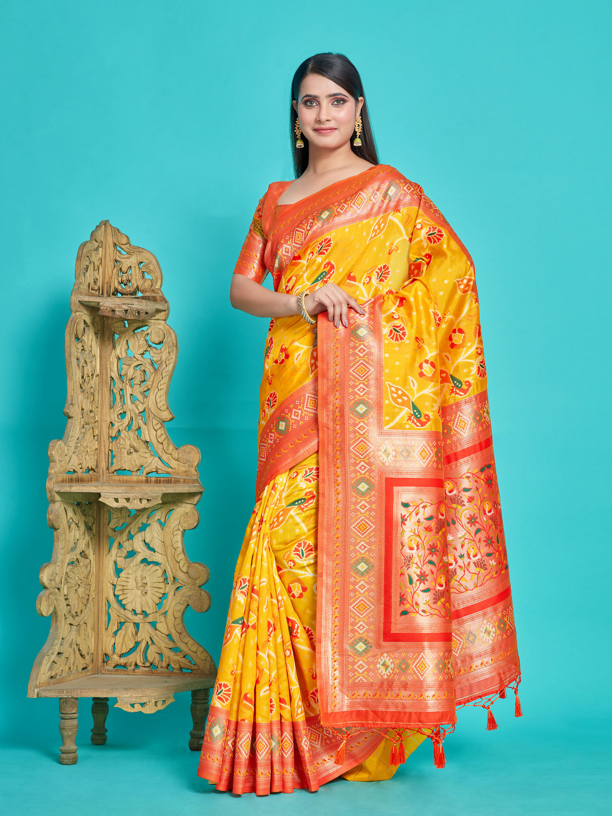 Mimosa Women's Woven Design Kanjivaram Style Art Silk Saree With Blouse Piece : SA00001416GDFREE