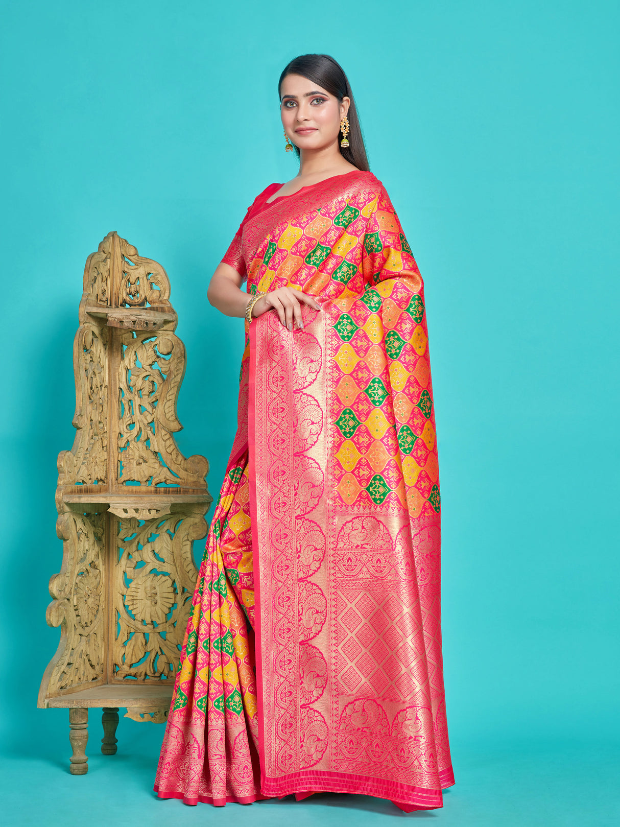 Mimosa Women's Woven Design Patola Style Art Silk Saree With Blouse Piece : SA00001343GDFREE