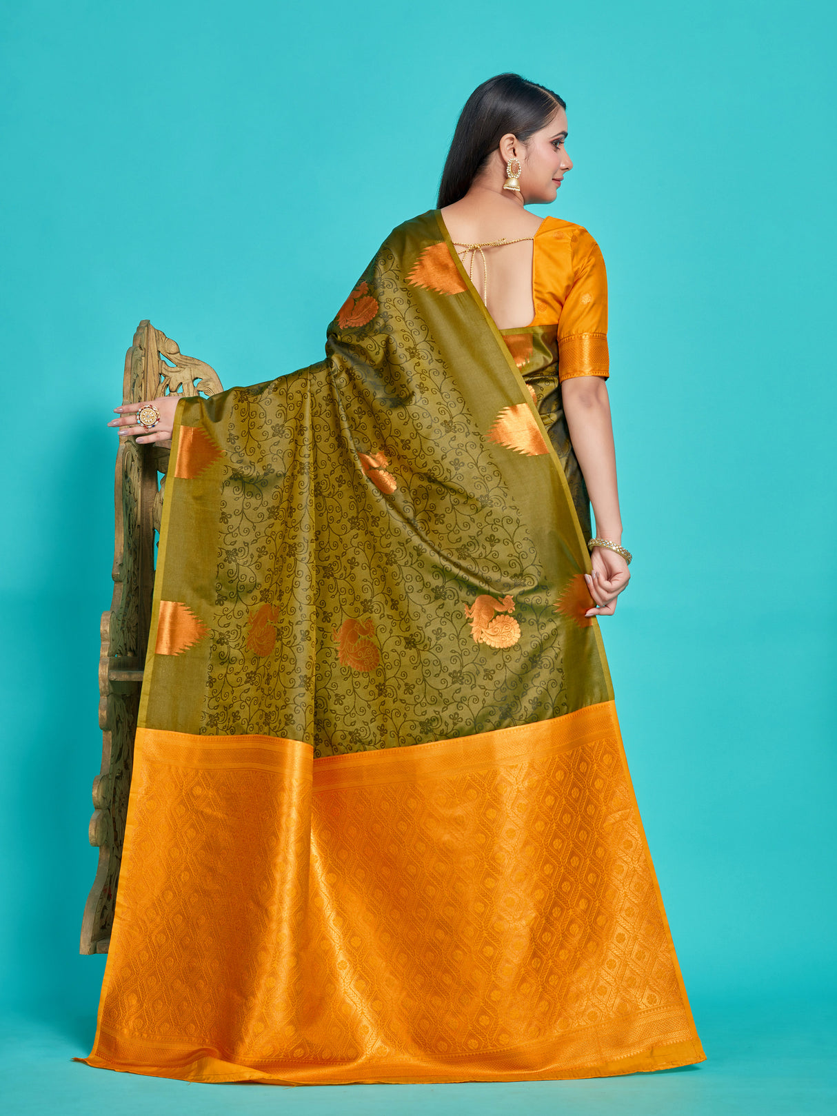 Mimosa Women's Woven Design Kanjivaram Style Art Silk Saree With Blouse Piece : SA00001415BLKFREE